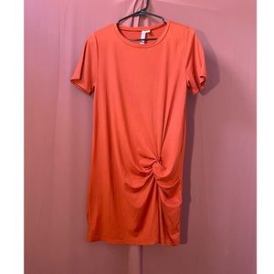 Alya Knotted T-Shirt Dress